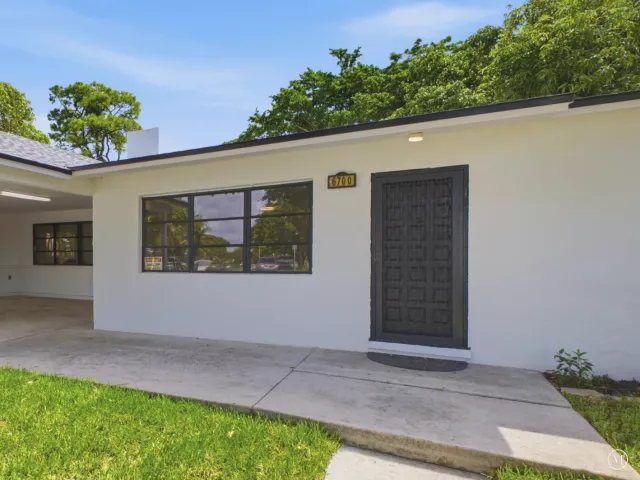 Продажа дома по адресу 6700 Forest Court - фото 9375624