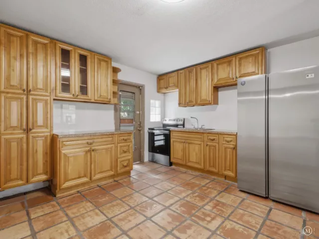 Продажа дома по адресу 6700 Forest Court - фото 9375625