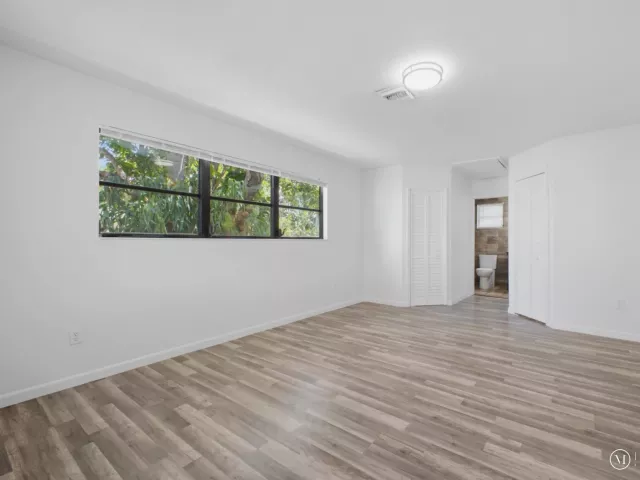 Продажа дома по адресу 6700 Forest Court - фото 9375632