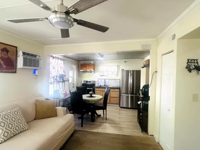 Продажа дома по адресу 6710 Forest Court - фото 9362044