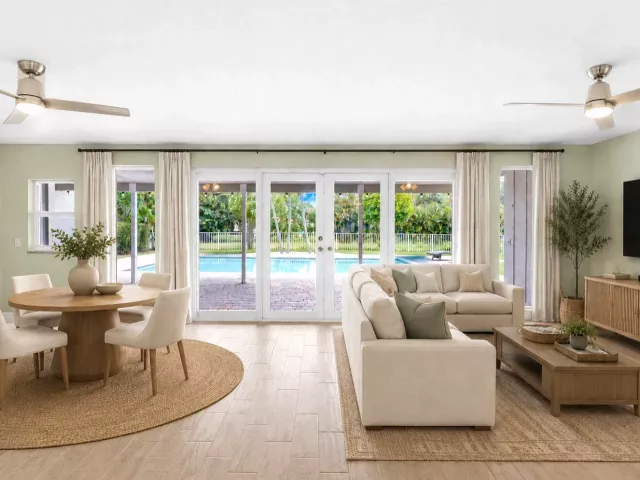 Продажа дома по адресу 1257 NW 7TH Street - фото 9310760