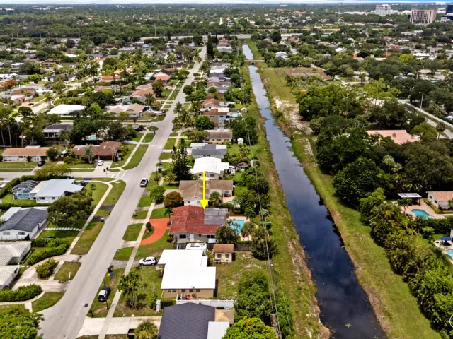 Продажа дома по адресу 1257 NW 7TH Street - фото 9310783