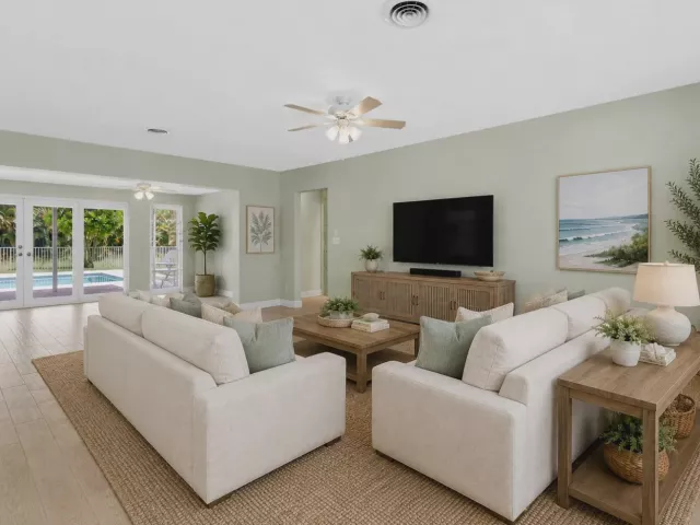 Продажа дома по адресу 1257 NW 7TH Street - фото 9310750