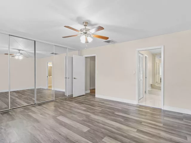 Продажа дома по адресу 3728 Estepona Avenue 15-D-2 - фото 9269811