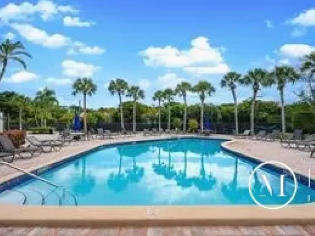 Продажа дома по адресу 3728 Estepona Avenue 15-D-2 - фото 9269837