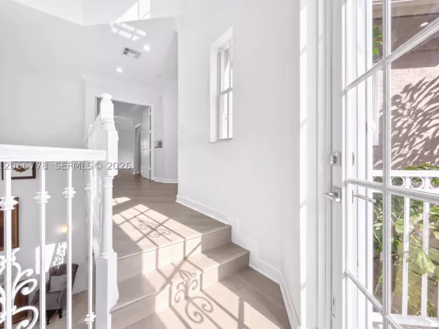 Продажа дома по адресу 11365 NW 68th St - фото 9122095