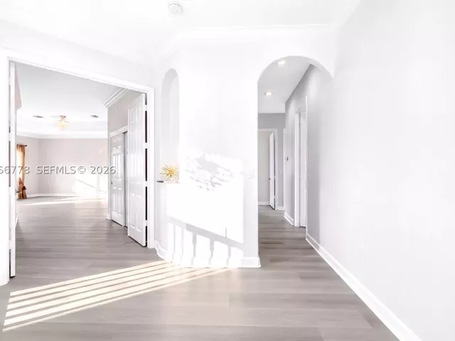 Продажа дома по адресу 11365 NW 68th St - фото 9122100