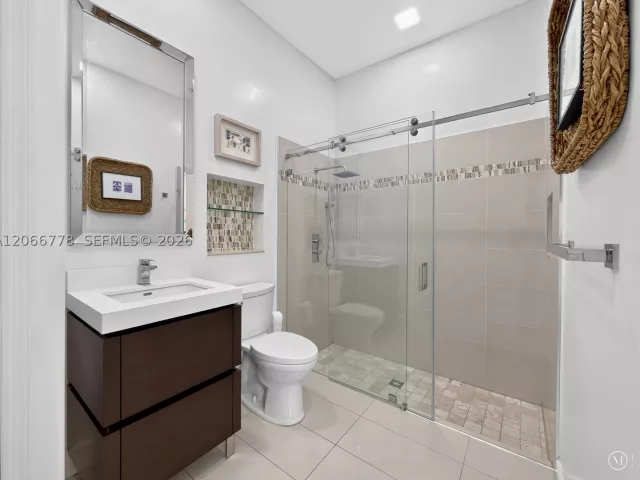 Продажа дома по адресу 11365 NW 68th St - фото 9122114