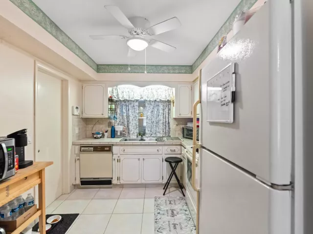 Продажа дома по адресу 1111 NW 85TH Way - фото 9087250