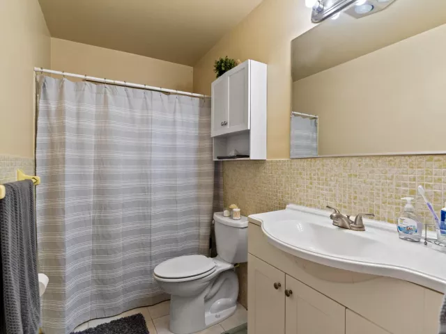Продажа дома по адресу 1111 NW 85TH Way - фото 9087262