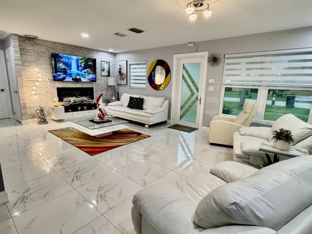 Продажа дома по адресу 3407 TACONIC Drive - фото 9069955