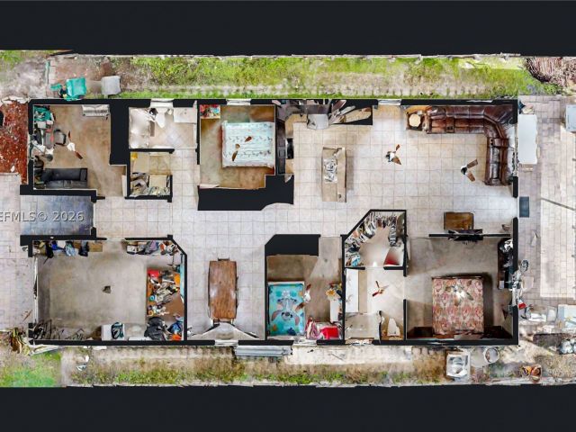 Продажа дома по адресу 729 SE 34th Ave - фото 9072108