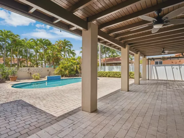 Продажа дома по адресу 14020 SW 38th St - фото 9281585