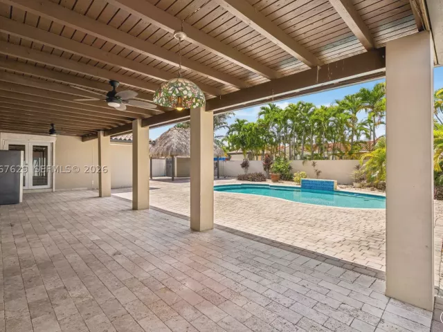 Продажа дома по адресу 14020 SW 38th St - фото 9281587