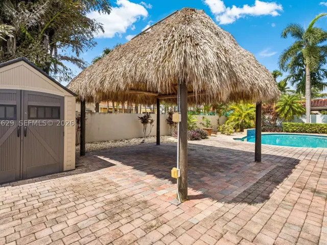 Продажа дома по адресу 14020 SW 38th St - фото 9281595