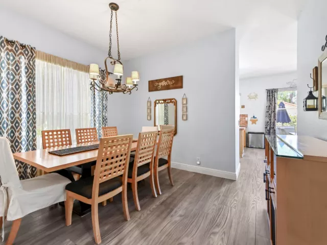 Продажа дома по адресу 4442 ONEGA Circle - фото 9070081