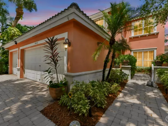 Продажа дома по адресу 4442 ONEGA Circle - фото 9070061