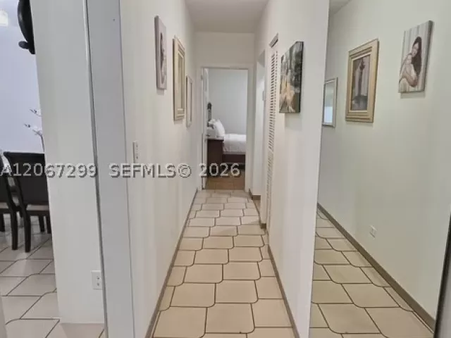 Продажа дома по адресу 1885 SW 21st Ter - фото 9263994