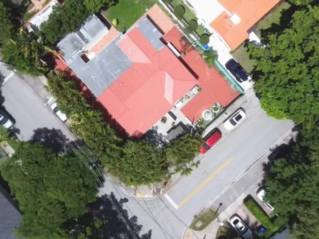 Продажа дома по адресу 1885 SW 21st Ter - фото 9263982