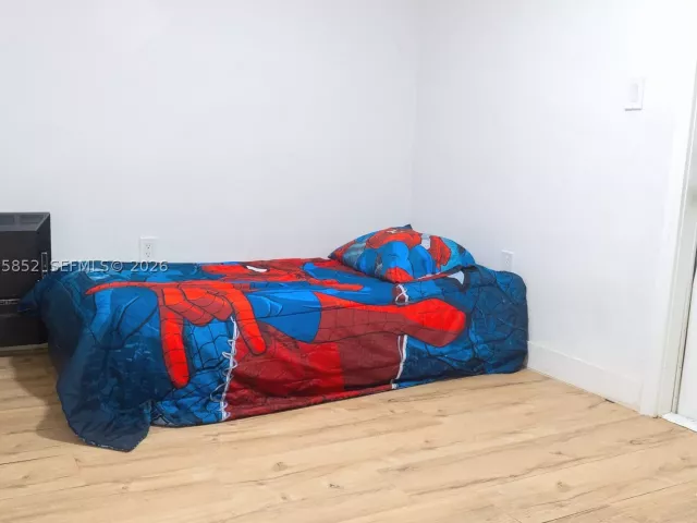 Продажа дома по адресу 7330 NW 1st Ct - фото 9122833