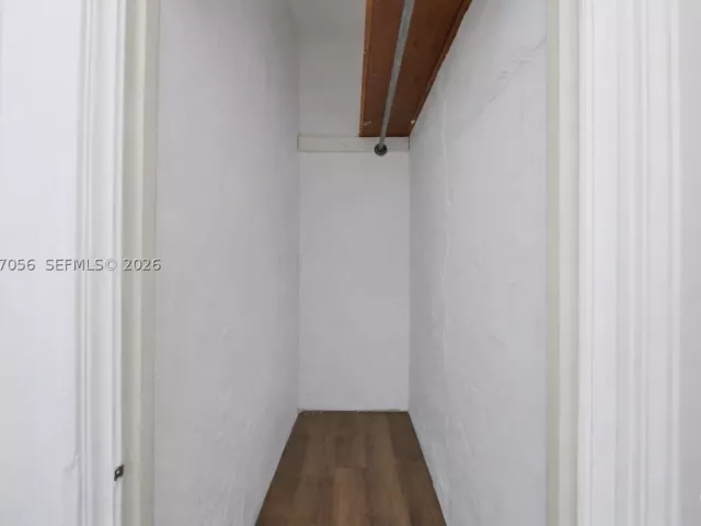 Продажа дома по адресу 915 SW 9th Ct - фото 9265119