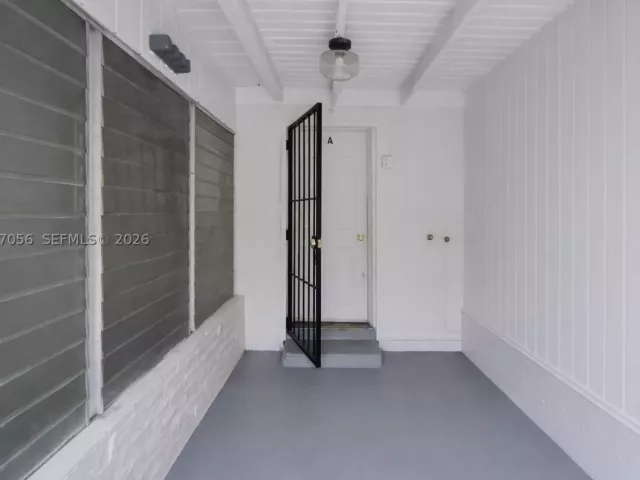 Продажа дома по адресу 915 SW 9th Ct - фото 9265120