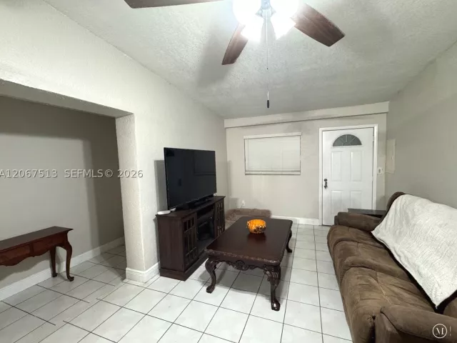 Продажа дома по адресу 10920 Westwood Lake Dr - фото 9200454