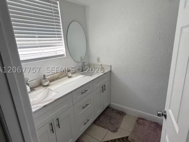 Продажа дома по адресу 2411 Wiley St - фото 9286624