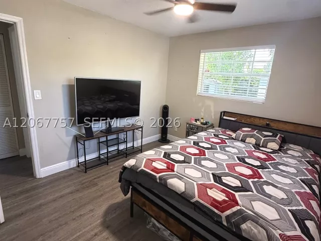 Продажа дома по адресу 2411 Wiley St - фото 9286633