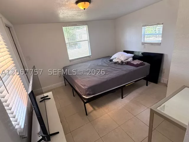 Продажа дома по адресу 2411 Wiley St - фото 9286642
