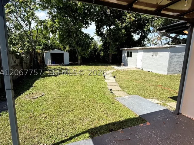 Продажа дома по адресу 2411 Wiley St - фото 9286652