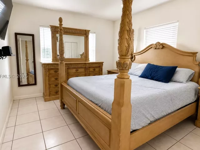 Продажа дома по адресу 12400 SW 184th St - фото 9271843
