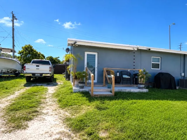 Продажа дома по адресу 12400 SW 184th St - фото 9271836