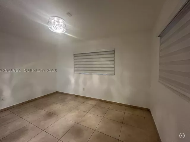 Продажа дома по адресу 6202 SW 107th Ave - фото 9196003
