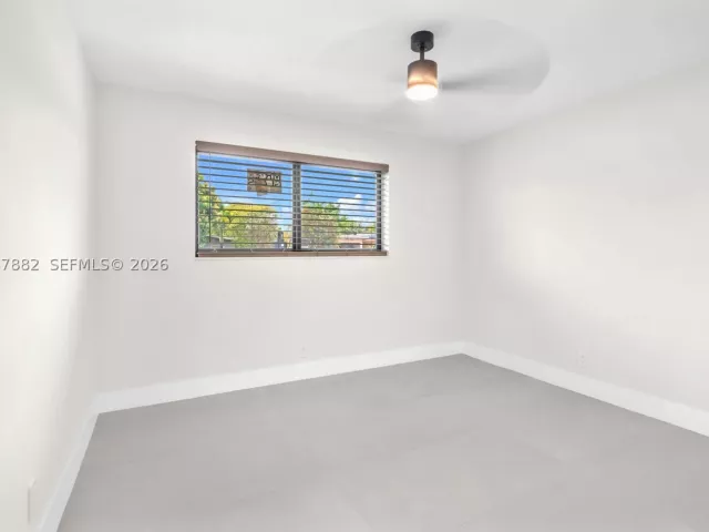Продажа дома по адресу 2840 SW 5th St - фото 9266843