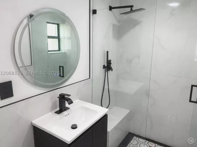 Продажа дома по адресу 11351 SW 26th St - фото 9204104