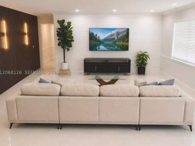 Продажа дома по адресу 11351 SW 26th St - фото 9204087