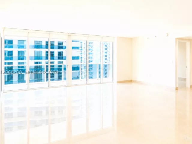 Продажа квартиры #1405 - фото 9268746