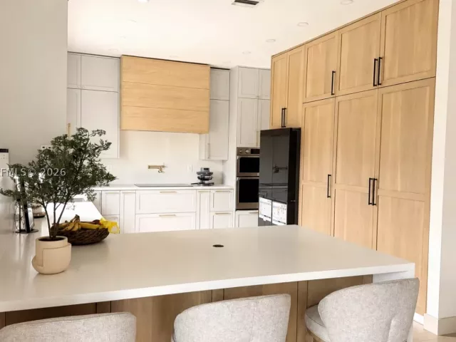 Продажа дома по адресу 1820 SW 154th Ave - фото 9280027