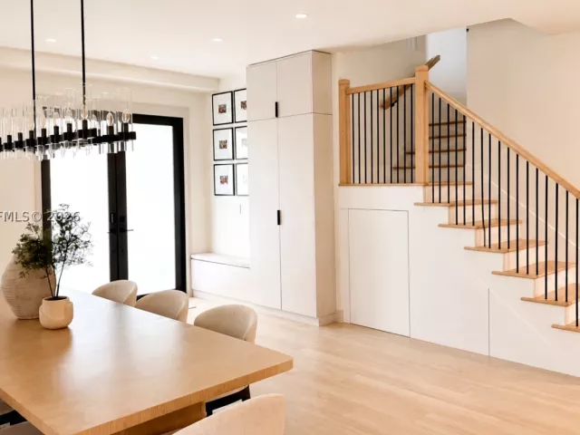 Продажа дома по адресу 1820 SW 154th Ave - фото 9280039