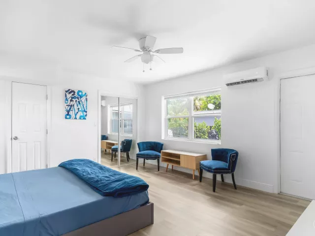 Продажа дома по адресу 2709 Dewey Street - фото 9284499