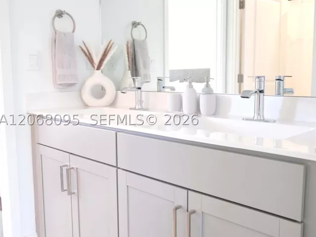 Продажа дома по адресу 29447 SW 179th Ave - фото 9226916