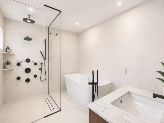 Продажа дома по адресу 2273 Bayview Ln - фото 9280348