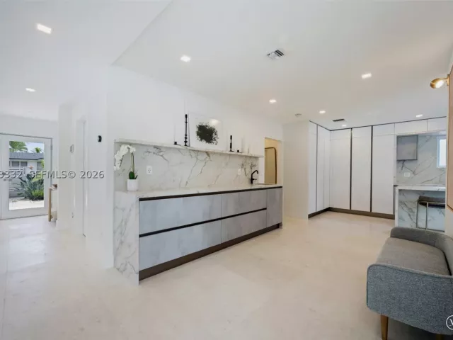 Продажа дома по адресу 2273 Bayview Ln - фото 9280352
