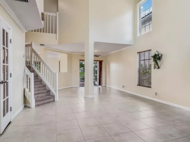 Продажа дома по адресу 23329 TREELINE Drive - фото 9281271