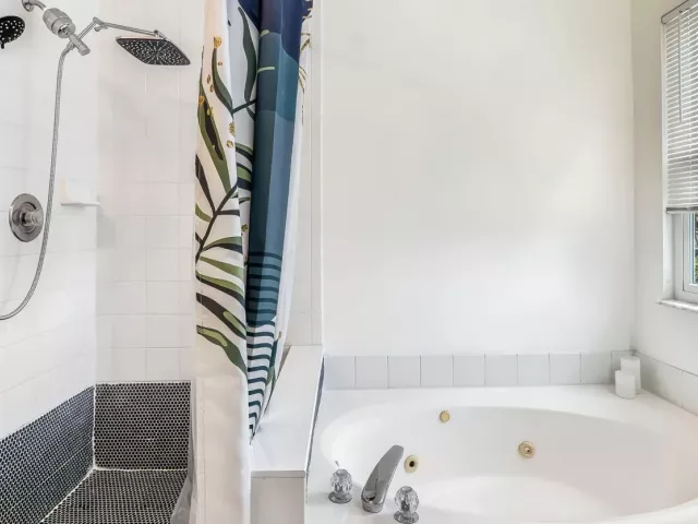 Продажа дома по адресу 23329 TREELINE Drive - фото 9281289