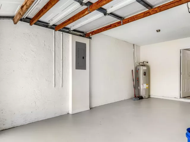 Продажа дома по адресу 23329 TREELINE Drive - фото 9281301
