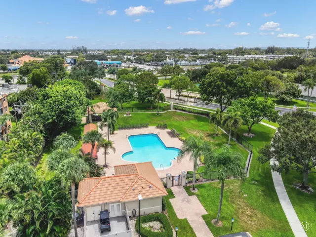 Продажа дома по адресу 23329 TREELINE Drive - фото 9281313