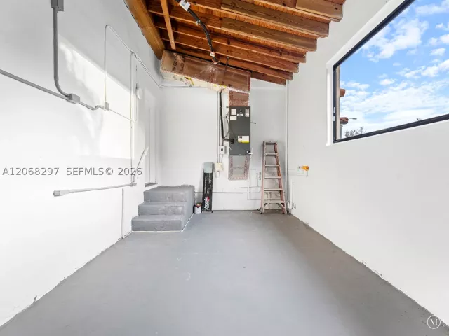 Продажа дома по адресу 14545 Garden Dr - фото 9266200