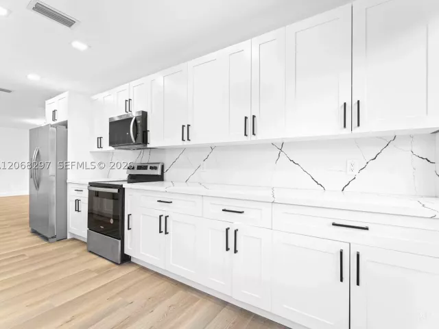 Продажа дома по адресу 14545 Garden Dr - фото 9266183